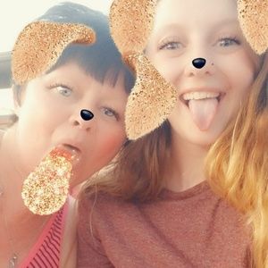 Meet your Posher, Anissa